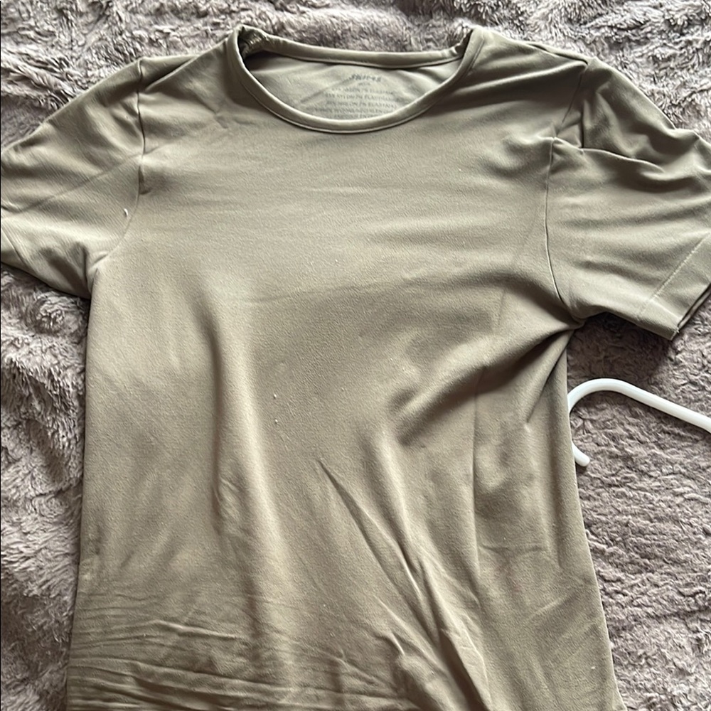 SKIMS Short Sleeve Tee - Olive Green